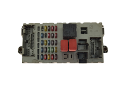 Sicherungskasten Relaiskasten Fiat 51744898 NPL 46520600 CPL Delphi 20511
