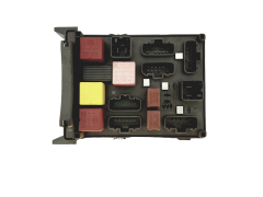 Steuergerät 518831102 8200004201E 8200447434 Renault