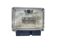 Steuergerät 045906019BR 0281012318 VW Seat Skoda Bosch 63556