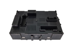 Steuergerät BCM L2CR-2008305 1 8201054119 Renault 20677