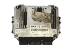 Steuergerät 0281012589 8200527725 8200527756 Renault Bosch 16952