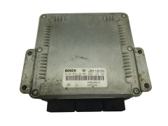 Steuergerät 8200309318 8200552038 0281012185 Renault Bosch