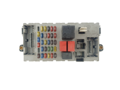 Sicherungskasten Relaiskasten Fiat 46520600 CPL 46788428 NPL Delphi 34725