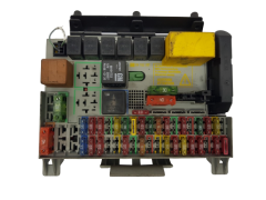 Sicherungskasten Relaiskasten Opel 09152787 GM