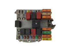 Sicherungskasten Relaiskasten Fiat 51763772 Delphi 19989