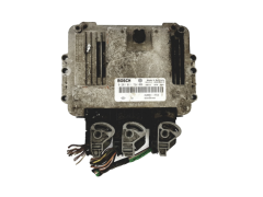 Steuergerät 0281011724 8200311550 8200384493 Renault Bosch 17058
