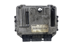 Steuergerät 0281011549 8200391966 8200370779 Renault Bosch 51699