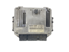 Steuergerät 0281011275 8200305678 8200269879 Renault Bosch 54373