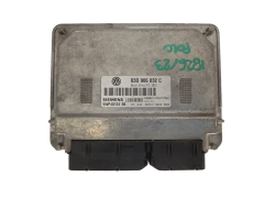 Steuergerät 03D906032C 5WP40124 06 VW Siemens 2798