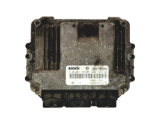 Steuergerät 0281011724 8200311550 8200384493 Renault Bosch 19646