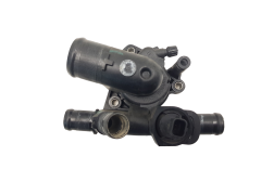 Thermostat Gehäuse 8200703139 2.0 DCi Renault Laguna 3
