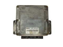 Steuergerät 0281010637 8200211711 8200085386 Renault Bosch 14699
