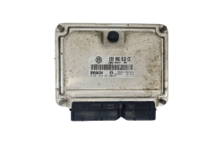 Steuergerät 038906012CE 0281010257 Skoda VW Bosch 44710