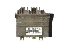 Steuergerät VW Seat 030906027AK 0261203930 Bosch 24977