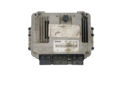 Steuergerät 0281012589 8200527725 8200527756 Renault Bosch 38394