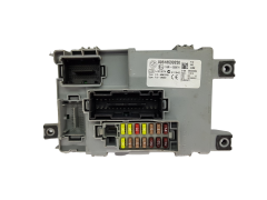 Sicherungskasten Relaiskasten Fiat 00518699250 28223084 116RI-000674