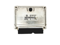 Steuergerät 038906019CD 0281010218 VW Bosch 18859