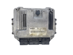 Steuergerät 0281011776 8200391966 8200386508 Renault Bosch 63105