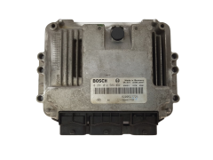 Steuergerät 0281012589 8200527725 8200527756 Renault Bosch 3206