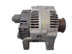 Lichtmaschine Generator Renault 7700424582 2541981A 110A Valeo 1059