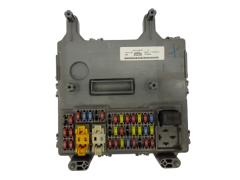 Sicherungskasten Relaiskasten Jeep 56010436AC