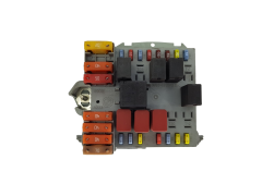 Sicherungskasten Relaiskasten 50508214 57657 Fiat 18466