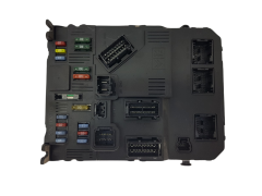 Steuergerät BSI E02-00 9653667680 S118085220E PSA Siemens 1716