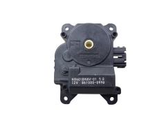 Schrittmotor Mazda 3 HB601BN8V-01 861000-0990