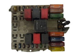 Sicherungskasten Relaiskasten Fiat 46760257 Delphi 20057