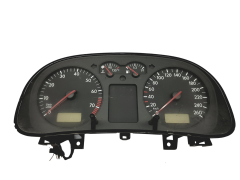 Tacho Kombiinstrument VW Golf MK4 Bora 1J0920801B 0263618005 39766