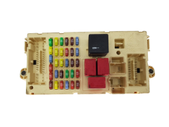 Sicherungskasten Relaiskasten Alfa Romeo 60686059 Delphi 19805