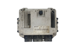 Steuergerät 0281012769 8200391966 8200558304 Renault Bosch 44695