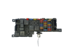 Sicherungskasten Relaiskasten Volvo 518322326 8637841