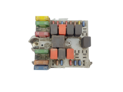 Sicherungskasten Relaiskasten Fiat 46796534 35004