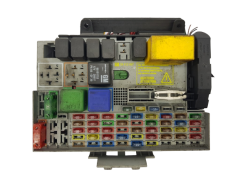 Sicherungskasten Relaiskasten Opel 24412497 GM 19805