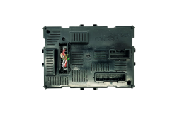 Steuergerät BCM L2CR 8201054119 1975467 1 Renault 31420