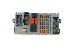 Sicherungskasten Relaiskasten Fiat 51744898 NPL 46520600 Delphi 34840