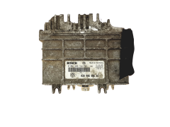 Steuergerät 030906026AC 0261203744 Volkswagen Bosch 24727