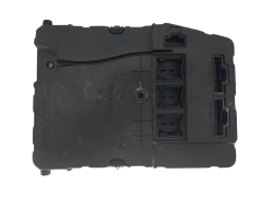 Steuergerät UCH N2 8200525384 S118400150D Renault Siemens 1782