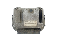 Steuergerät Renault 0281011390 8200310863 8200349846 Bosch 35840