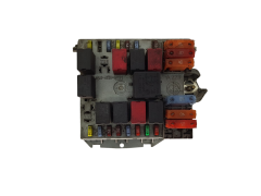 Sicherungskasten Relaiskasten Alfa Romeo 51742420 18824