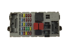 Sicherungskasten Relaiskasten Fiat 51744898 NPL 46520600 CPL Delphi 20510