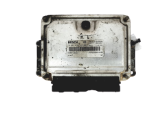Steuergerät 0281010442 8200126983 8200049306 Renault Bosch 24512