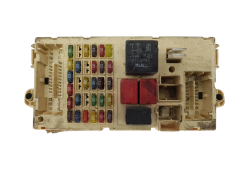 Sicherungskasten Relaiskasten Fiat 46758961 46812234 NPL 15362