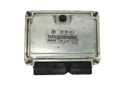 Steuergerät 045906019C 0281010697 VW Bosch 14661