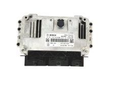 Steuergerät 237107788R 0261S15019 Renault Bosch 28497