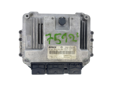 Steuergerät 0281011776 8200391966 8200386508 Renault Bosch 63277