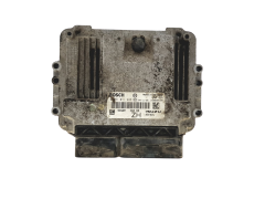 Steuergerät Opel 0281011943 55556829 8973785712 Bosch 25812