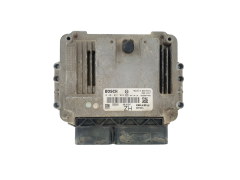 Steuergerät Opel 0281011943 55556829 8973785712 Bosch 34615