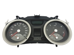 Tacho Kombiinstrument Renault Megane 2 8200399700 B 49196